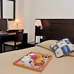 호텔 콩테 드 니스 3*