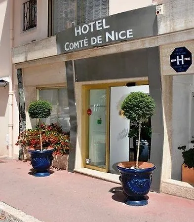 Hotel Comte De 3*