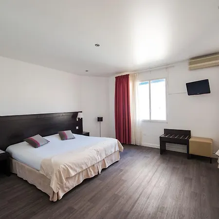 Comte De Hotel 3*