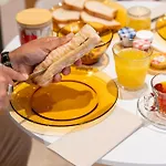 فندق Comte De بوليو سور مير